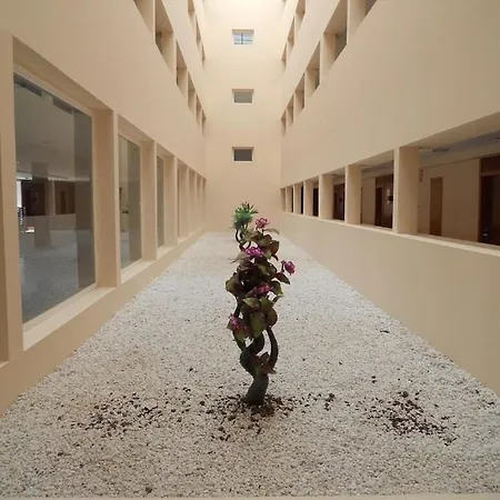 Ohtels Cabogata Hotel